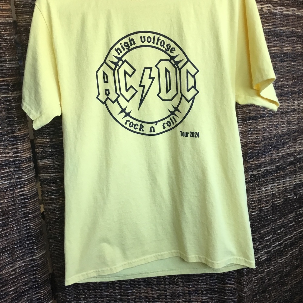 AC/DC  T shirt